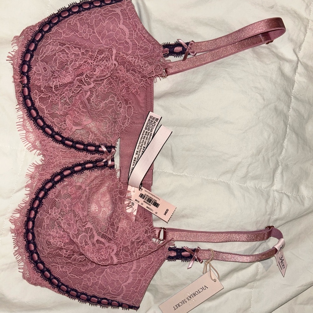 Victoria's Secret Pink Lace Bra